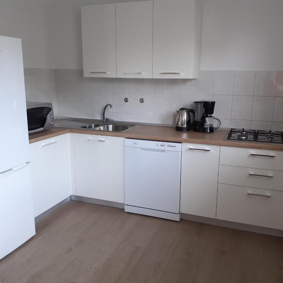 Apartment Premantura Luaran gambar